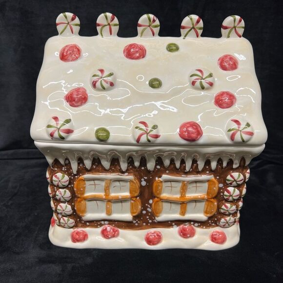 Gingerbread house cookie jar - Picture 4 of 9